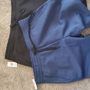 Lot of 2 Men's Comfortable Shorts